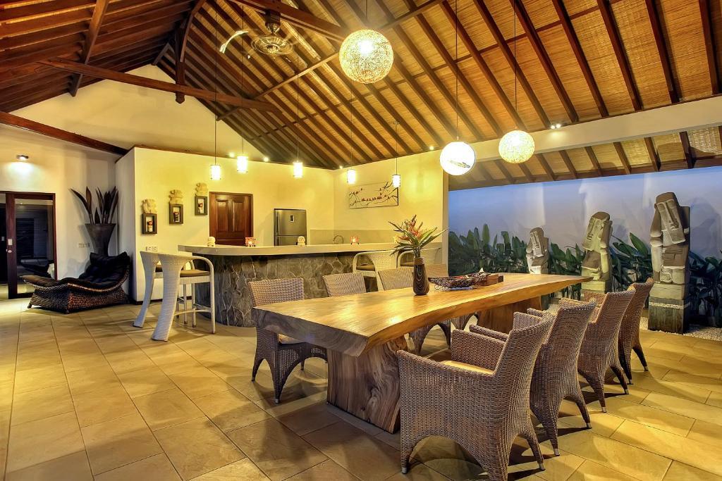 Villa Esperanto Seminyak エクステリア 写真